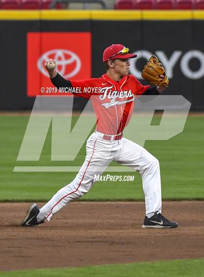 Thumbnail 2 in Beechwood vs. Highlands (Futures Showcase) photogallery.