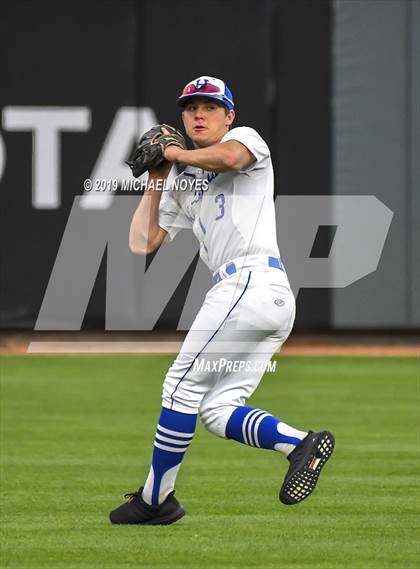 Thumbnail 2 in Beechwood vs. Highlands (Futures Showcase) photogallery.
