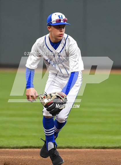 Thumbnail 1 in Beechwood vs. Highlands (Futures Showcase) photogallery.