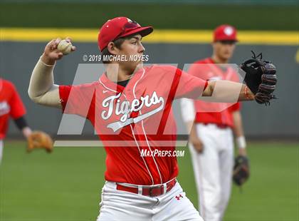 Thumbnail 2 in Beechwood vs. Highlands (Futures Showcase) photogallery.