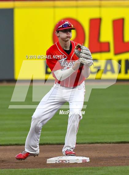 Thumbnail 2 in Beechwood vs. Highlands (Futures Showcase) photogallery.