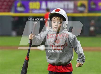 Thumbnail 2 in Beechwood vs. Highlands (Futures Showcase) photogallery.