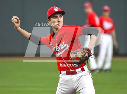 Thumbnail 3 in Beechwood vs. Highlands (Futures Showcase) photogallery.