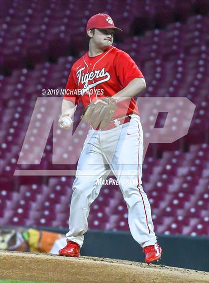 Thumbnail 2 in Beechwood vs. Highlands (Futures Showcase) photogallery.