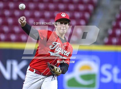 Thumbnail 1 in Beechwood vs. Highlands (Futures Showcase) photogallery.
