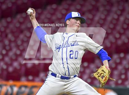 Thumbnail 2 in Beechwood vs. Highlands (Futures Showcase) photogallery.