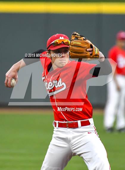 Thumbnail 2 in Beechwood vs. Highlands (Futures Showcase) photogallery.