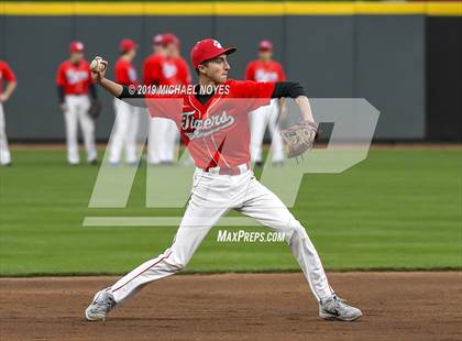 Thumbnail 1 in Beechwood vs. Highlands (Futures Showcase) photogallery.