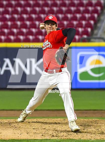 Thumbnail 3 in Beechwood vs. Highlands (Futures Showcase) photogallery.