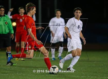 Thumbnail 2 in  Harvard-Westlake @  Notre Dame (SO) photogallery.