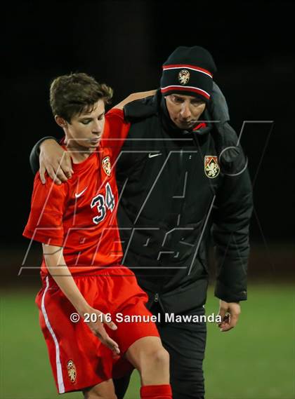 Thumbnail 2 in  Harvard-Westlake @  Notre Dame (SO) photogallery.