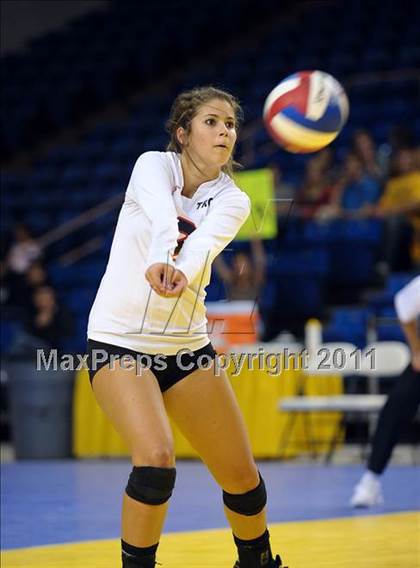 Thumbnail 1 in Troy vs. St. Francis (CIF State D2 Final) photogallery.
