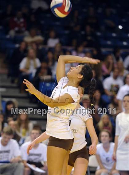Thumbnail 1 in Troy vs. St. Francis (CIF State D2 Final) photogallery.