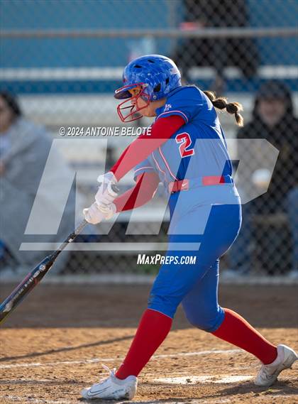 Thumbnail 2 in Los Alamitos vs. Foothill photogallery.