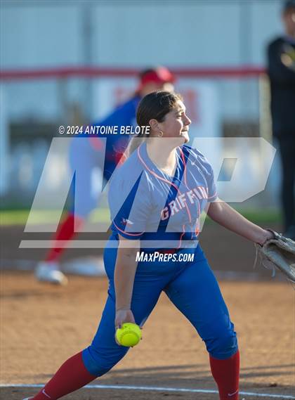 Thumbnail 1 in Los Alamitos vs. Foothill photogallery.