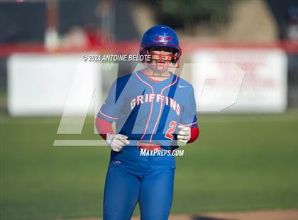 Thumbnail 3 in Los Alamitos vs. Foothill photogallery.