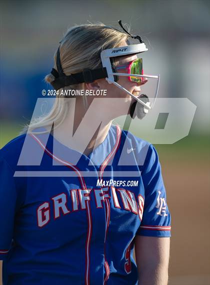 Thumbnail 1 in Los Alamitos vs. Foothill photogallery.