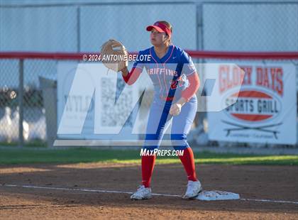 Thumbnail 1 in Los Alamitos vs. Foothill photogallery.