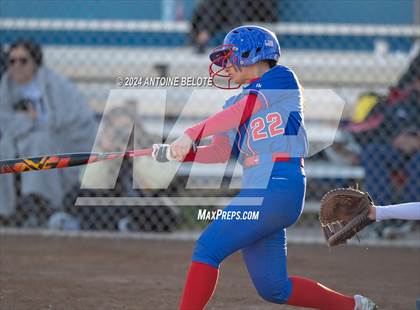 Thumbnail 1 in Los Alamitos vs. Foothill photogallery.