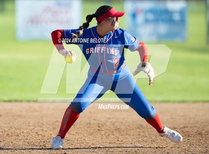 Thumbnail 3 in Los Alamitos vs. Foothill photogallery.