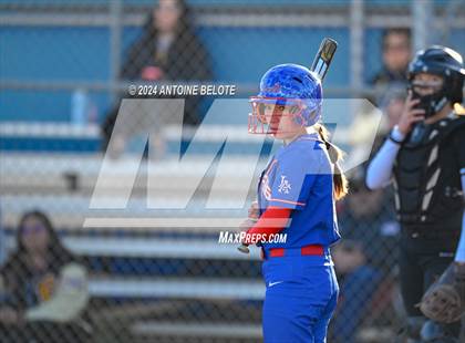 Thumbnail 2 in Los Alamitos vs. Foothill photogallery.