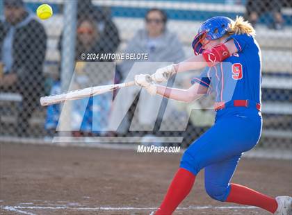 Thumbnail 3 in Los Alamitos vs. Foothill photogallery.
