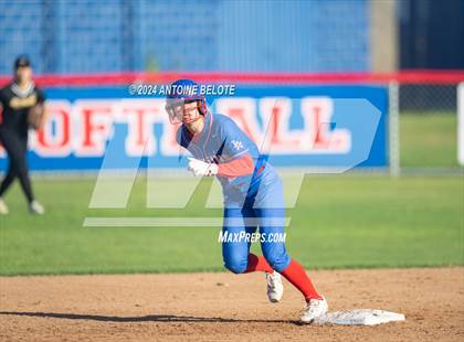 Thumbnail 3 in Los Alamitos vs. Foothill photogallery.