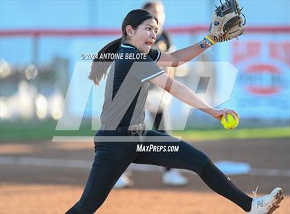 Thumbnail 2 in Los Alamitos vs. Foothill photogallery.