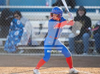 Thumbnail 2 in Los Alamitos vs. Foothill photogallery.