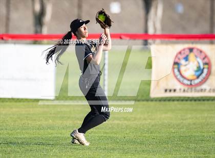 Thumbnail 2 in Los Alamitos vs. Foothill photogallery.