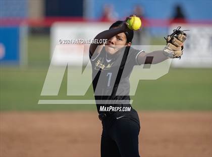 Thumbnail 1 in Los Alamitos vs. Foothill photogallery.