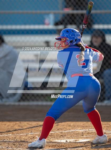 Thumbnail 1 in Los Alamitos vs. Foothill photogallery.