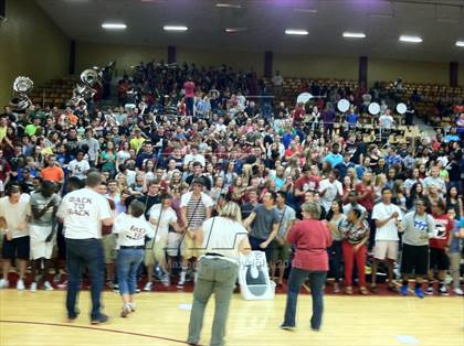 Thumbnail 3 in Riverdale TOC Ceremony photogallery.