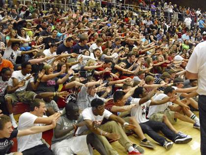 Thumbnail 2 in Riverdale TOC Ceremony photogallery.