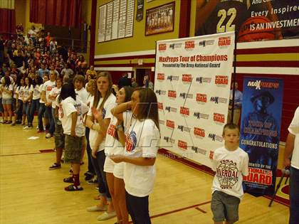 Thumbnail 3 in Riverdale TOC Ceremony photogallery.