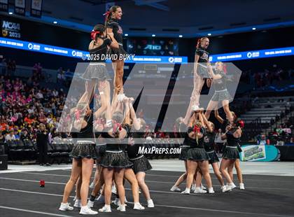 Thumbnail 2 in Cave Spring (VHSL Class 3 Final) photogallery.