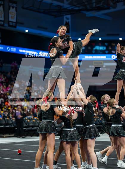 Thumbnail 2 in Cave Spring (VHSL Class 3 Final) photogallery.