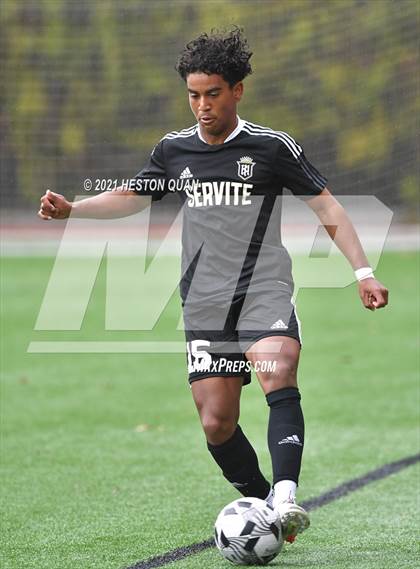 Thumbnail 2 in Servite vs. Bellarmine College Prep (Adidas So Cal College Showcase) photogallery.