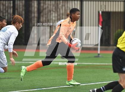 Thumbnail 2 in Servite vs. Bellarmine College Prep (Adidas So Cal College Showcase) photogallery.