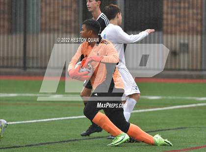 Thumbnail 2 in Servite vs. Bellarmine College Prep (Adidas So Cal College Showcase) photogallery.
