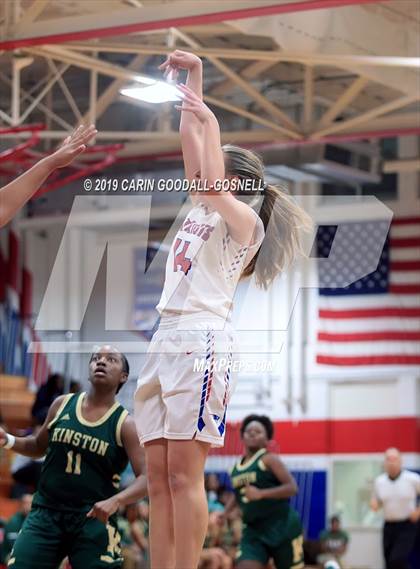 Thumbnail 1 in Kinston @ West Carteret photogallery.
