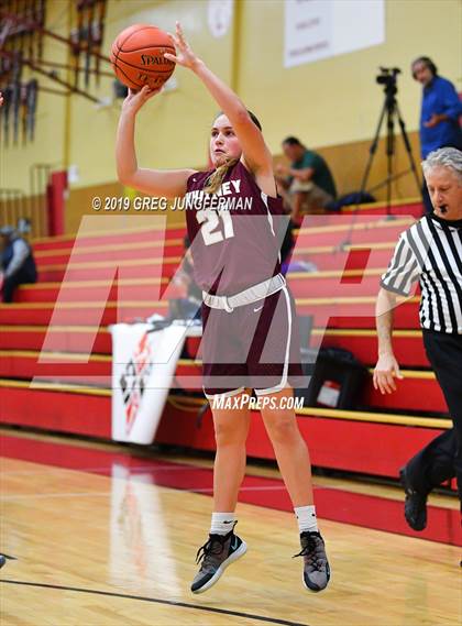 Thumbnail 3 in Whitney vs. Encinal (Cardinal Newman Classic) photogallery.