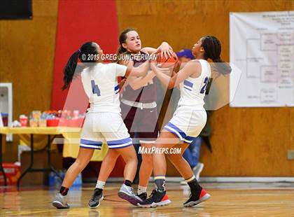 Thumbnail 2 in Whitney vs. Encinal (Cardinal Newman Classic) photogallery.