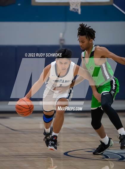 Thumbnail 3 in Lincoln vs. Otay Ranch (Regional Rumble Tournament - Madison) photogallery.