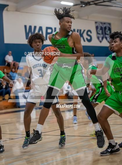 Thumbnail 2 in Lincoln vs. Otay Ranch (Regional Rumble Tournament - Madison) photogallery.