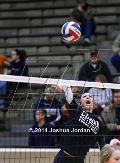 Thumbnail 2 in Churchill vs. Clark (UIL 6A Regional Final) photogallery.
