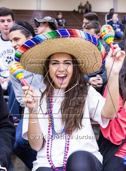Thumbnail 1 in Churchill vs. Clark (UIL 6A Regional Final) photogallery.