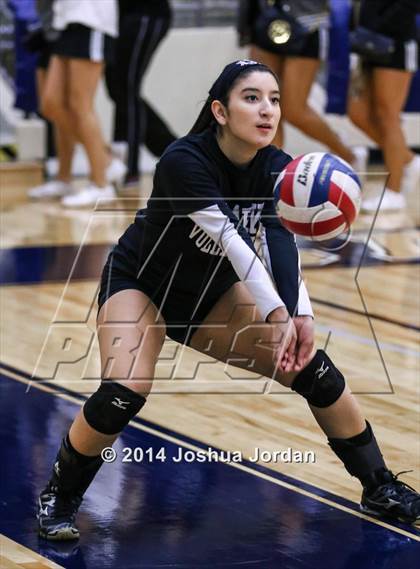 Thumbnail 1 in Churchill vs. Clark (UIL 6A Regional Final) photogallery.