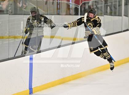Thumbnail 1 in Regis Jesuit vs. Monarch - CHSAA 5A Semifinals photogallery.