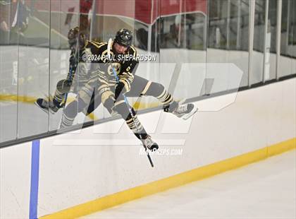 Thumbnail 3 in Regis Jesuit vs. Monarch - CHSAA 5A Semifinals photogallery.